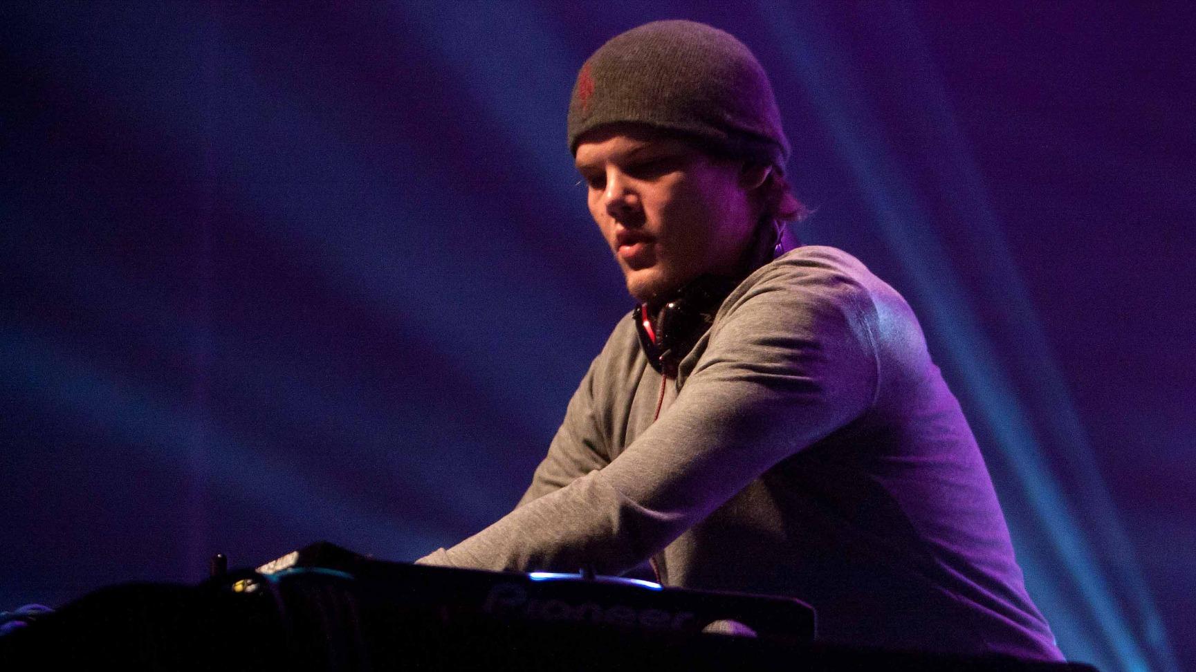 Avicii Jpg