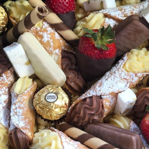A Cannoli Cafe Is Coming To Prospect And We Cannot Wait!
