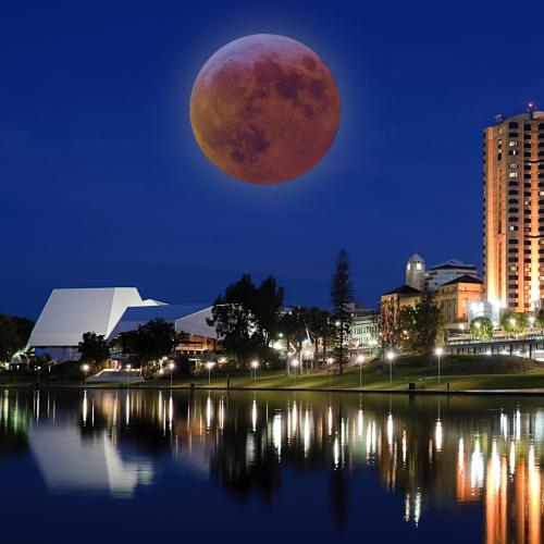 Here's How To Watch Wednesday's Super Blood Moon In Adelaide! 