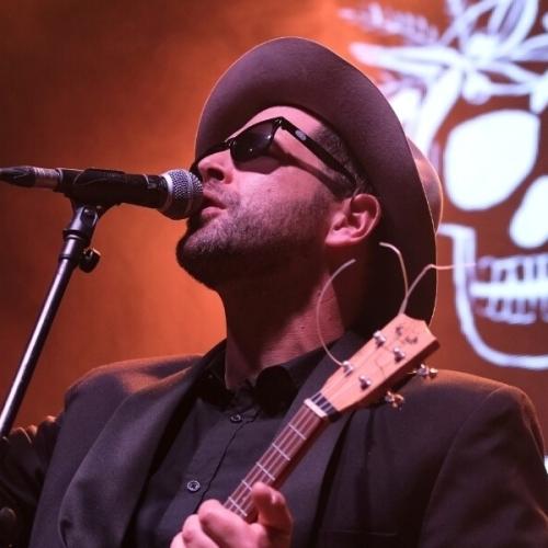 THE MAN IN BLACK (WITH A UKULELE): A JOHNNY CASH TRIBUTE – See a Man in Adelaide Just to Watch him Sing