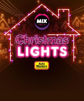 WIN a share of over $15,000 with Mix102.3 Christmas Lights!